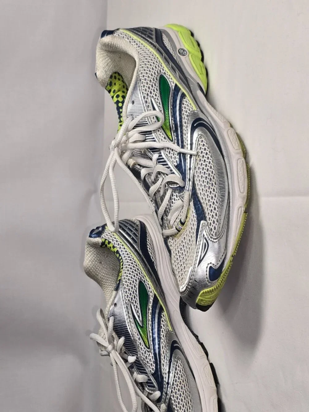Brooks Ghost 3 Running Shoes Women’s 11 Wide White Navy Lime Y2K Sneakers